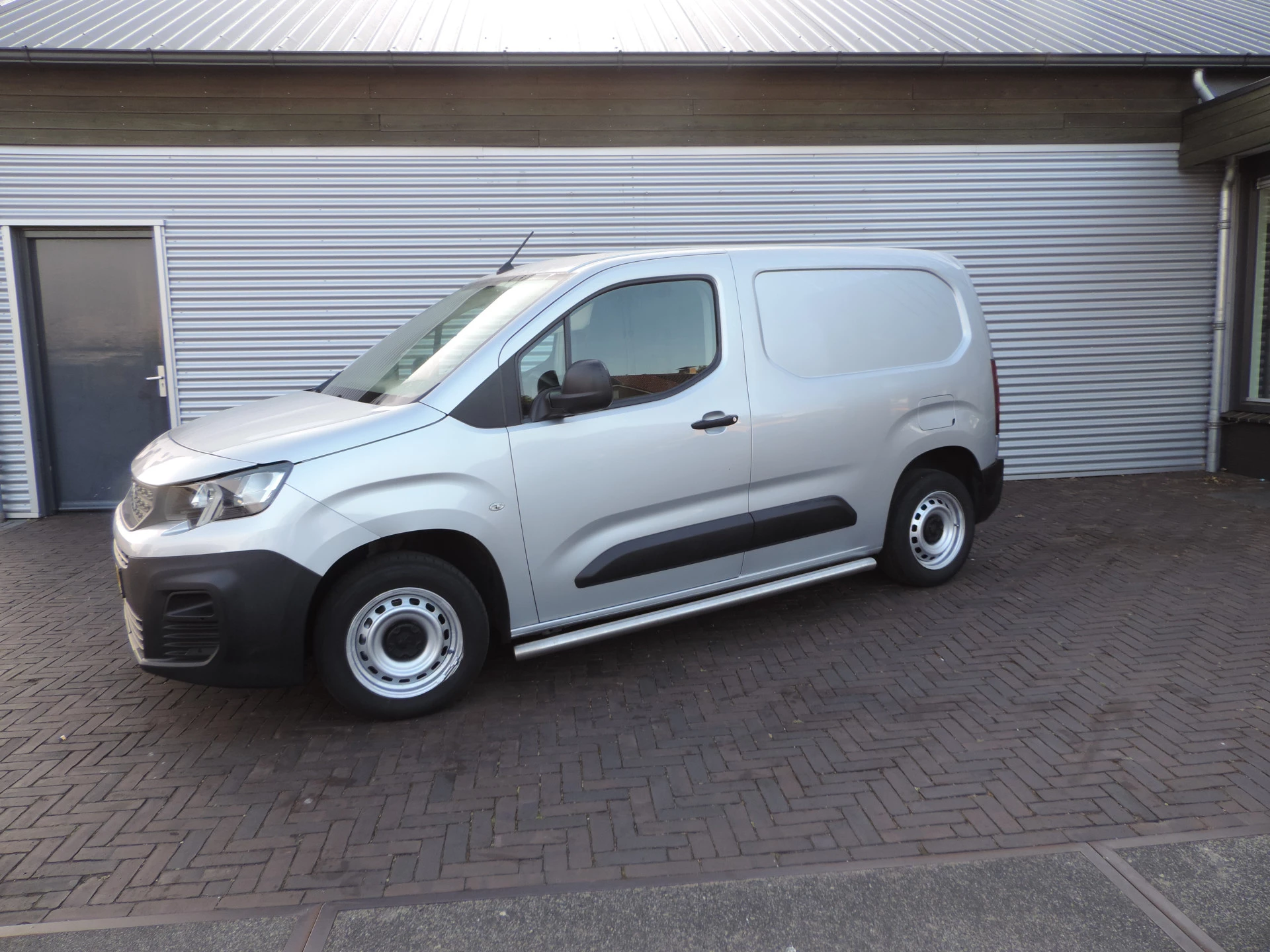 Hoofdafbeelding Peugeot Partner