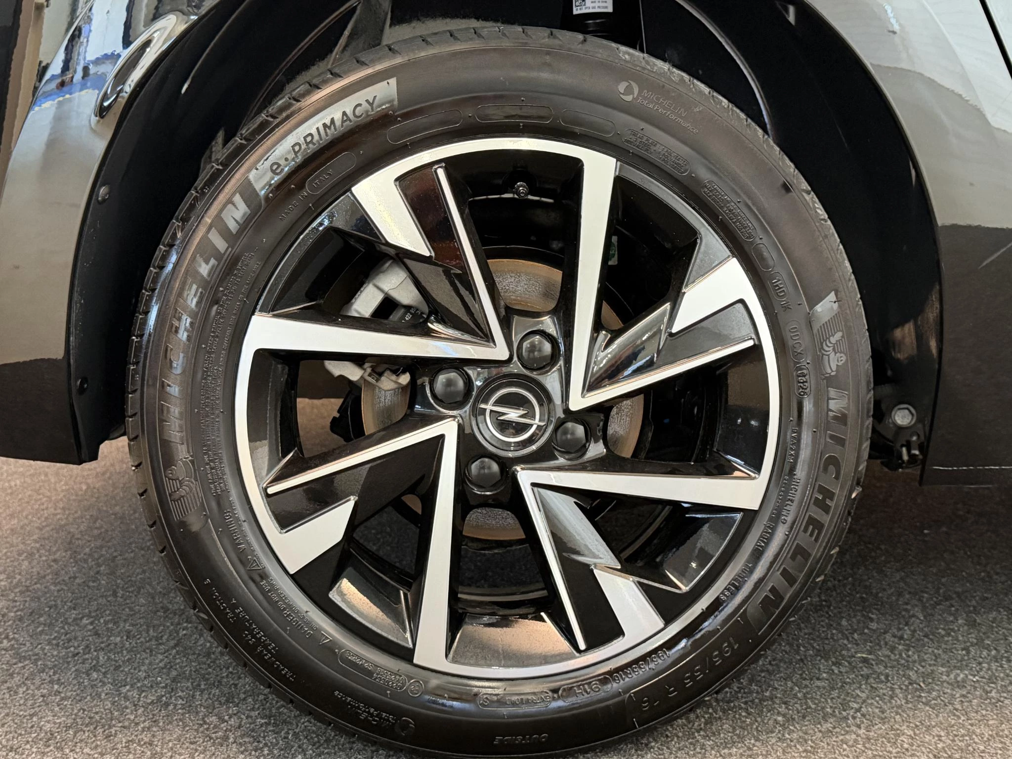Hoofdafbeelding Opel Corsa