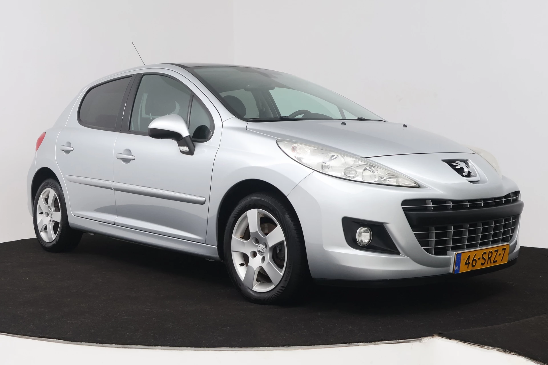 Hoofdafbeelding Peugeot 207