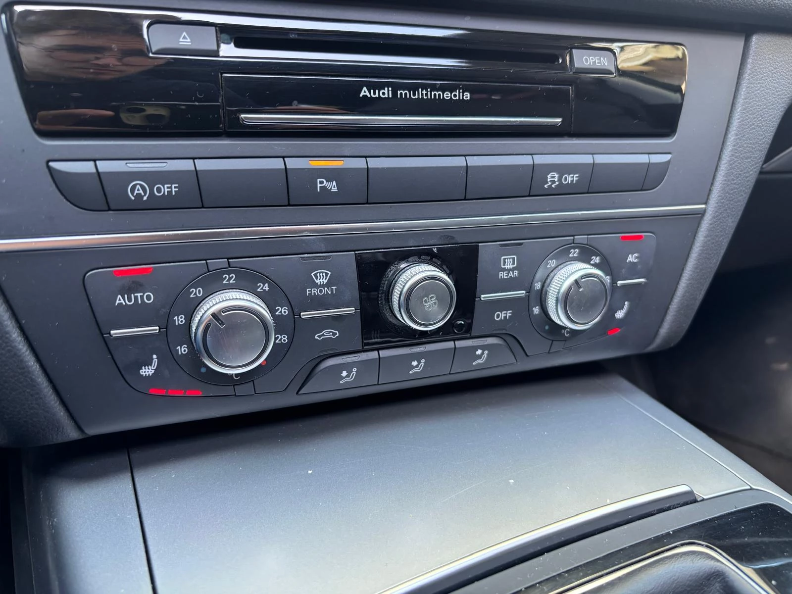 Hoofdafbeelding Audi A6