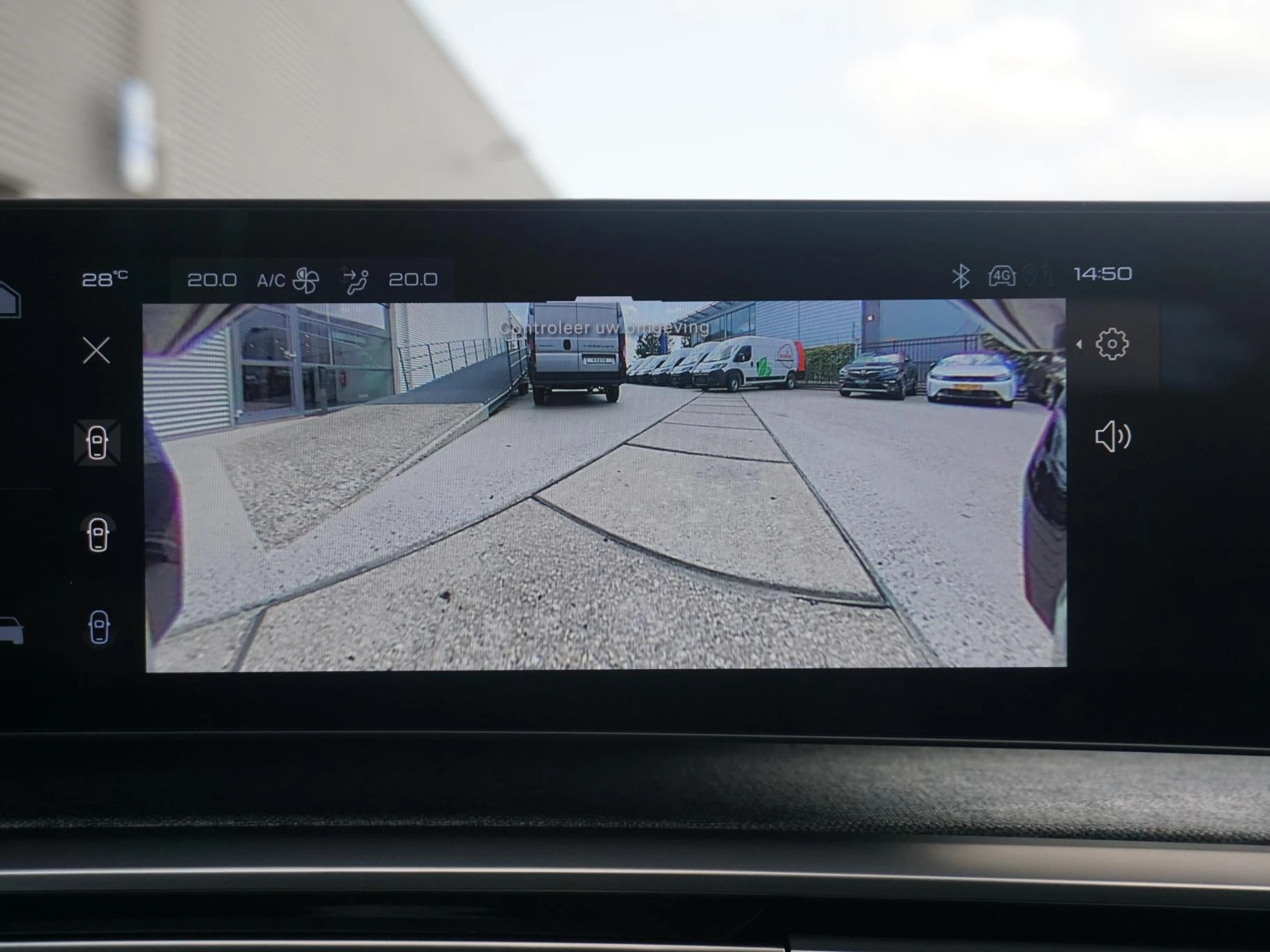 Hoofdafbeelding Peugeot e-5008