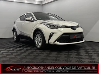 Toyota C-HR 1.8 Hybrid Active Clima, Apple carplay, Camera, keyless start, Cruise control, Rijstrook correctie, 8 jaar