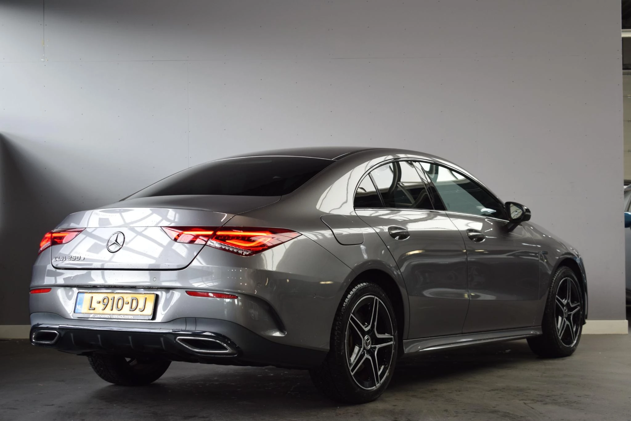 Hoofdafbeelding Mercedes-Benz CLA
