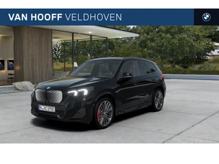 Hoofdafbeelding BMW iX1 BMW iX1 eDrive20 M Sport / Trekhaak / Panoramadak / Sportstoelen / Comfort Access / Head-Up / Harman-Kardon / Parking Assistant Professional
