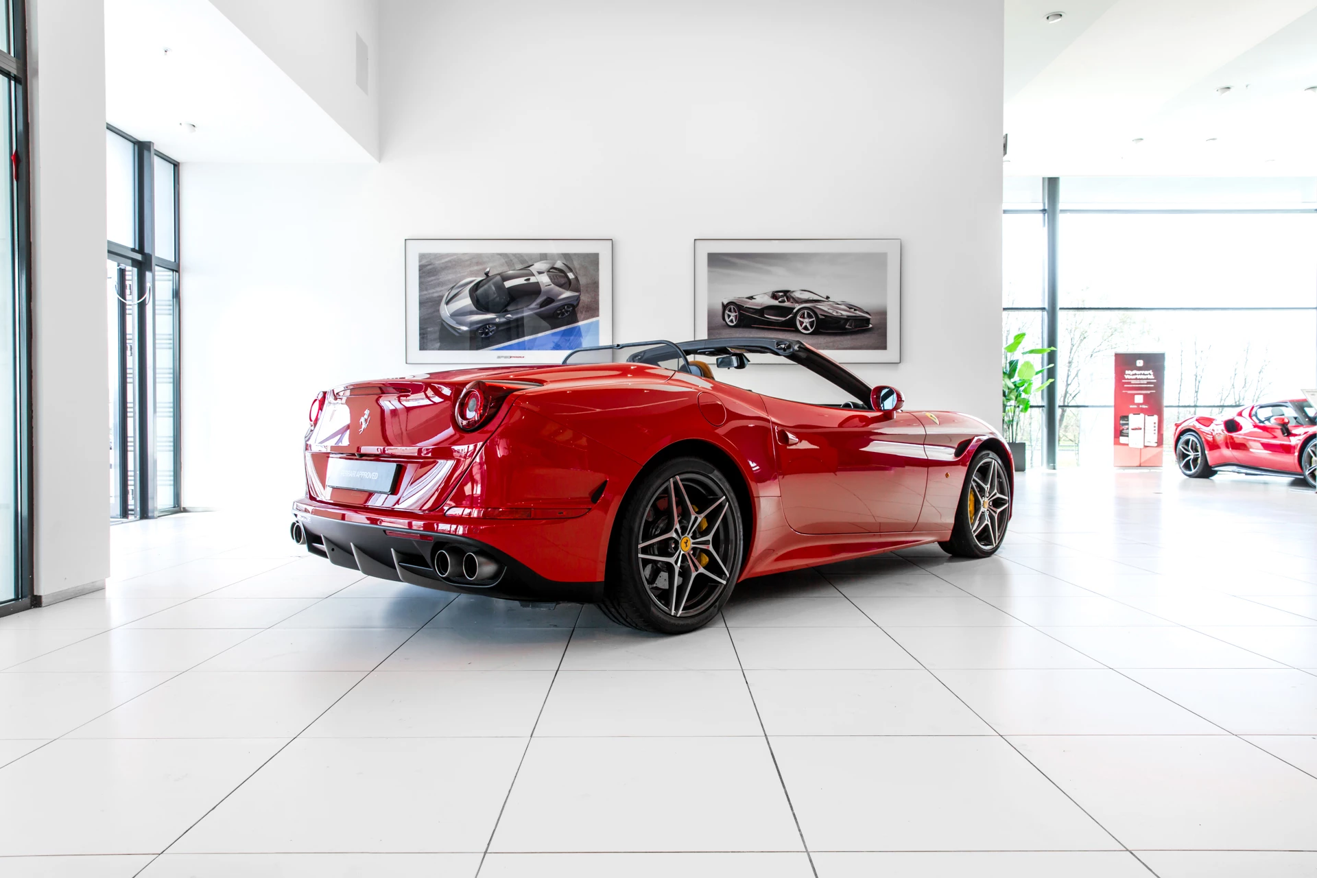 Hoofdafbeelding Ferrari California