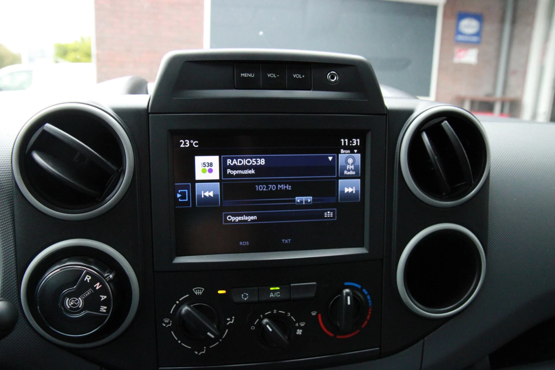 Hoofdafbeelding Peugeot Partner