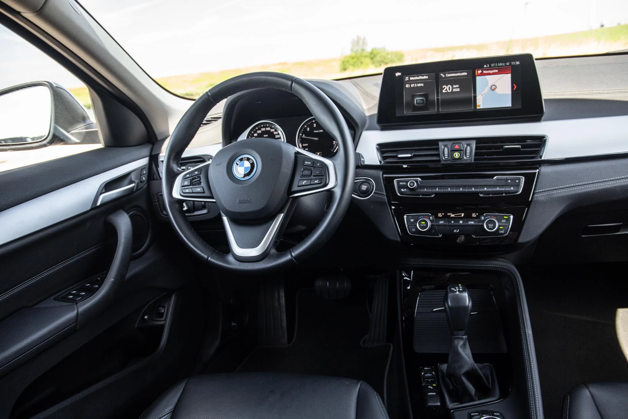 Hoofdafbeelding BMW X2