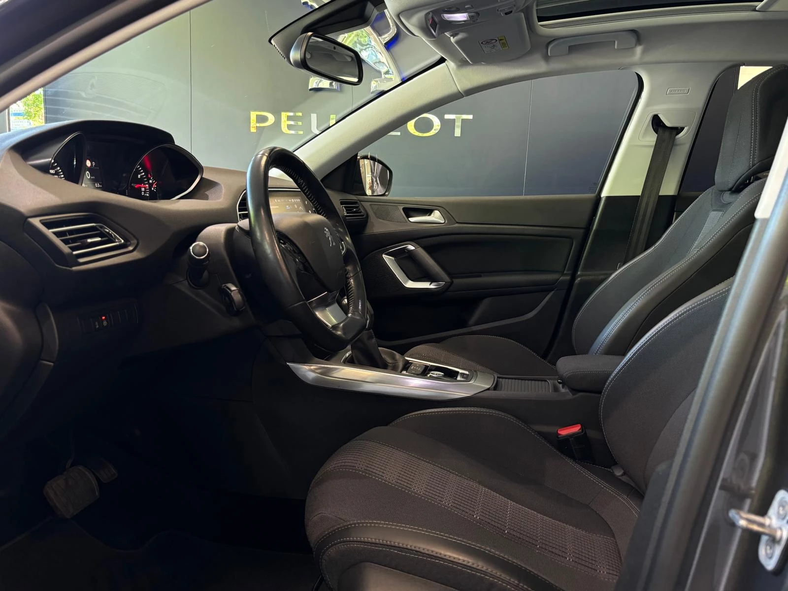 Hoofdafbeelding Peugeot 308