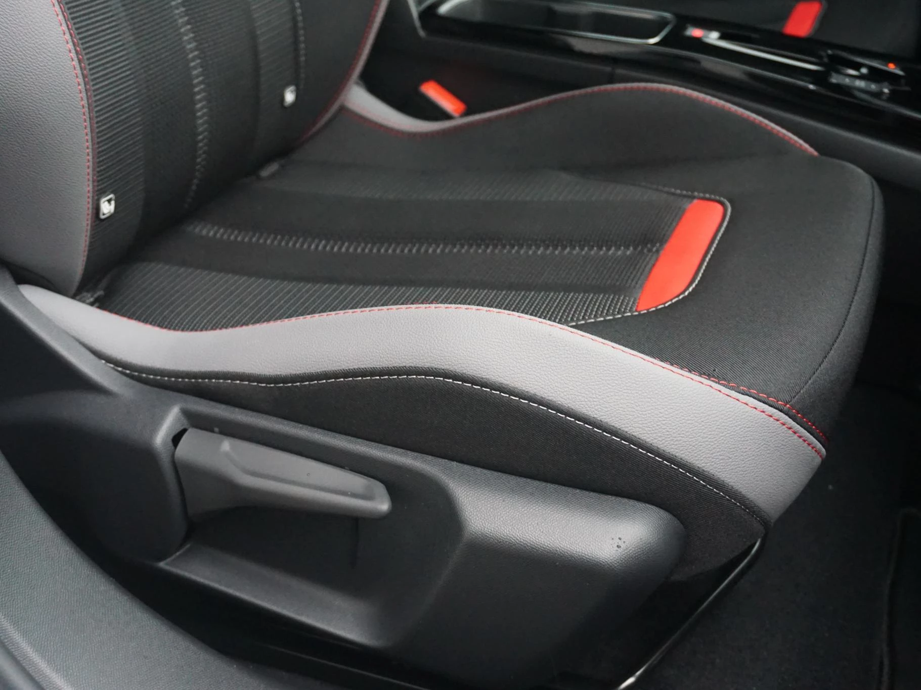 Hoofdafbeelding Opel Mokka-e