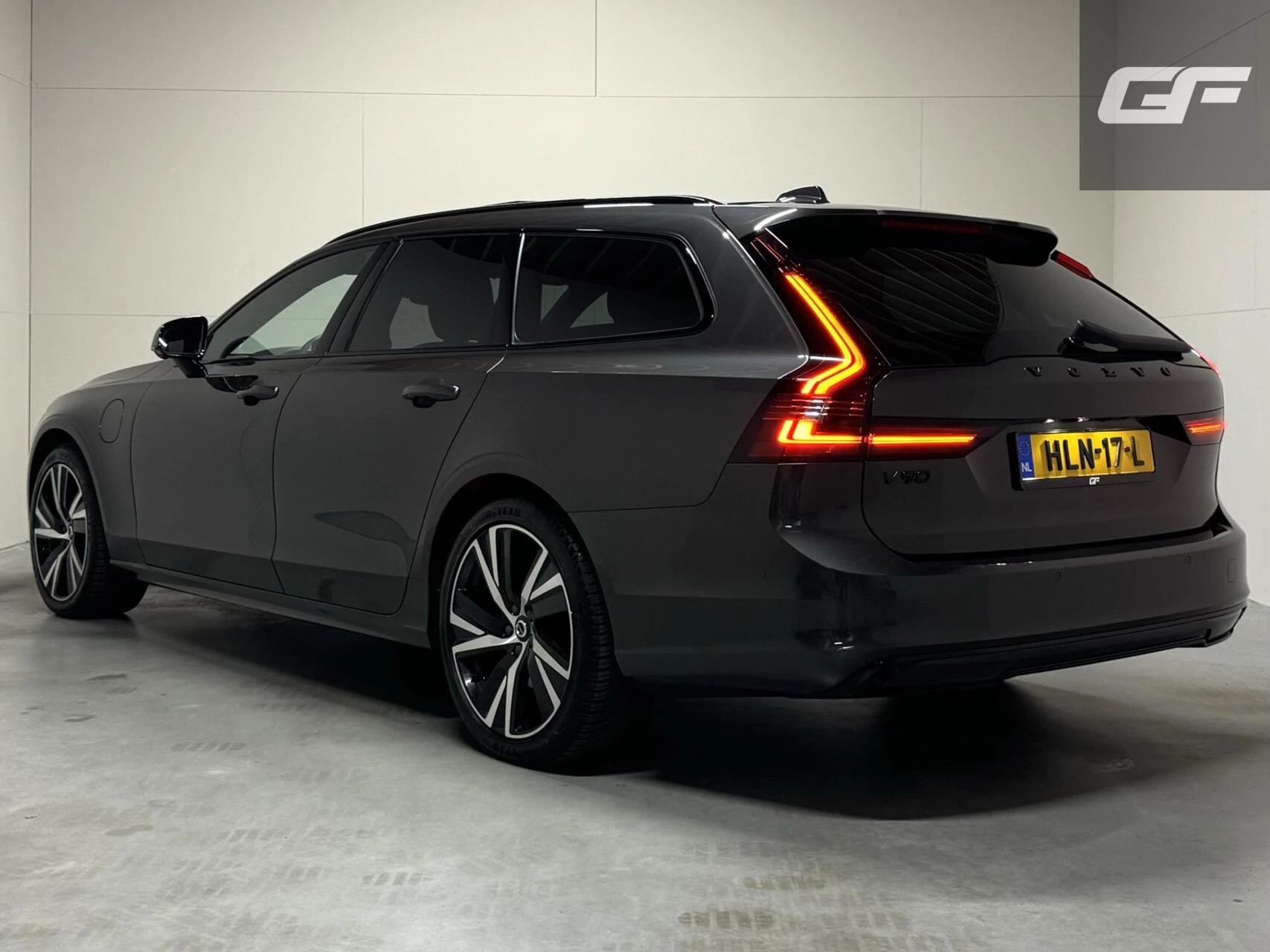 Hoofdafbeelding Volvo V90