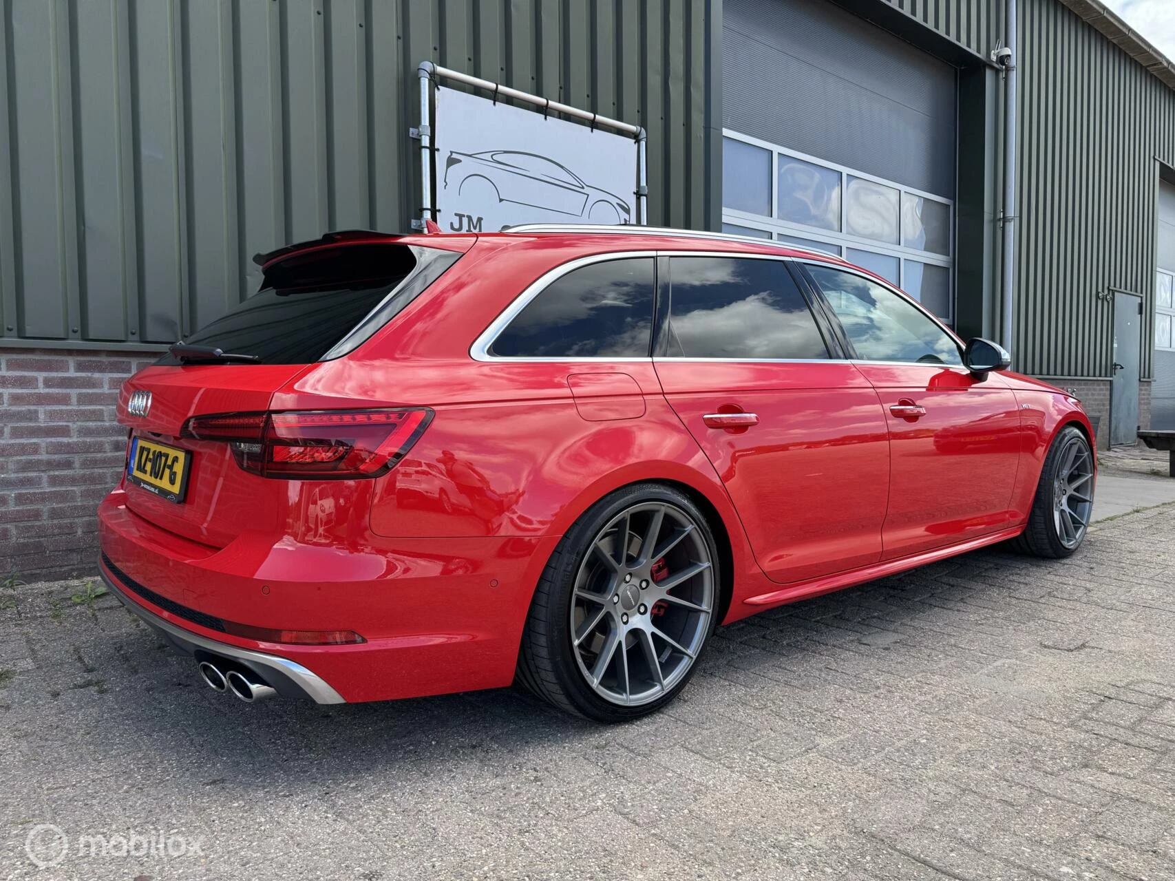 Hoofdafbeelding Audi S4