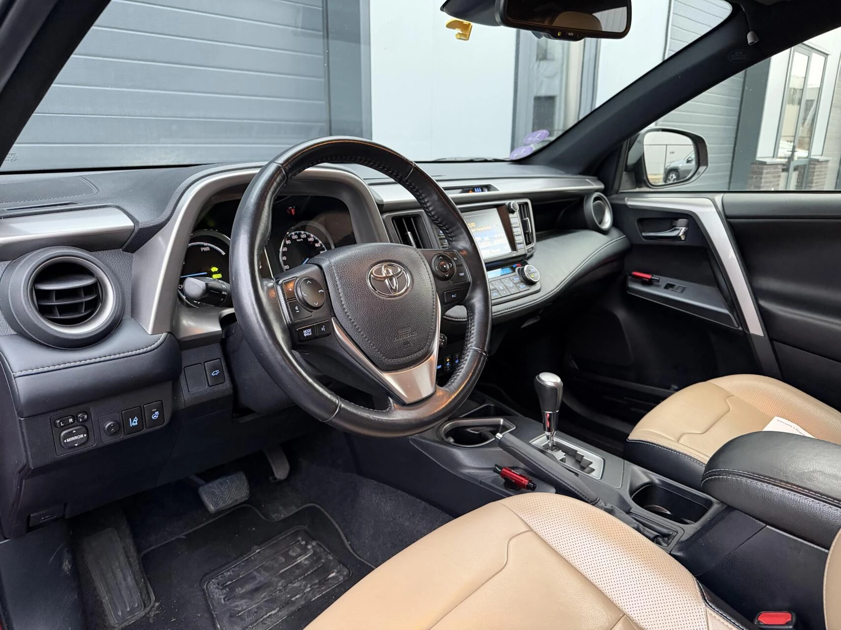 Hoofdafbeelding Toyota RAV4