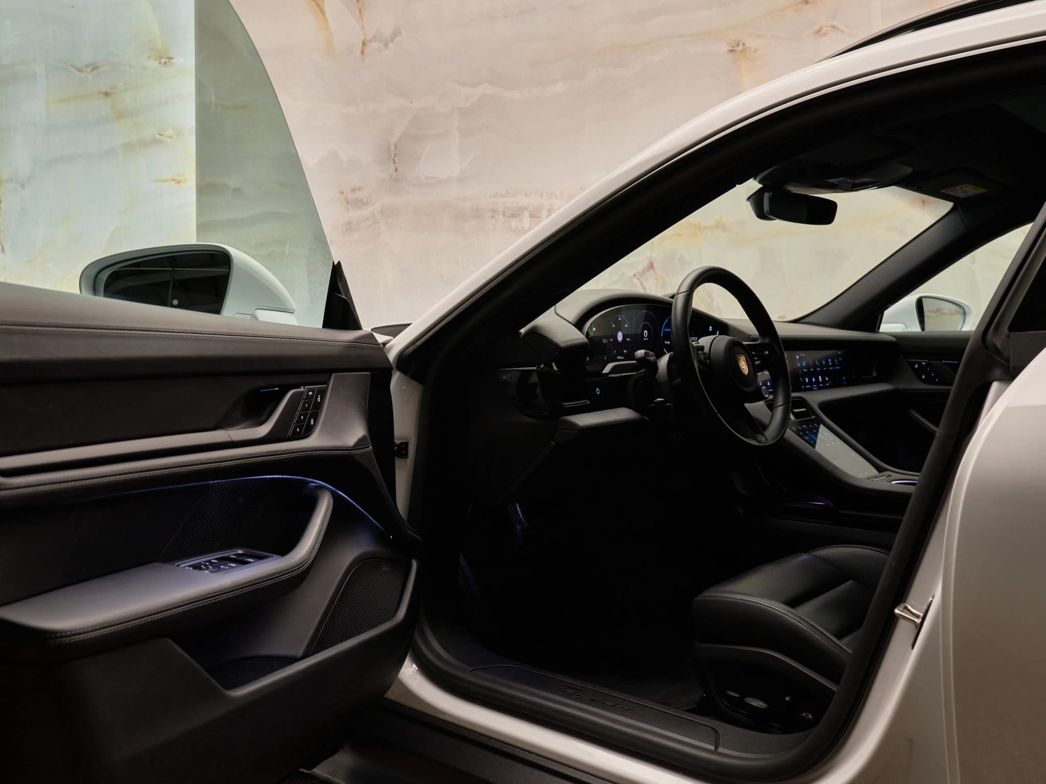 Hoofdafbeelding Porsche Taycan