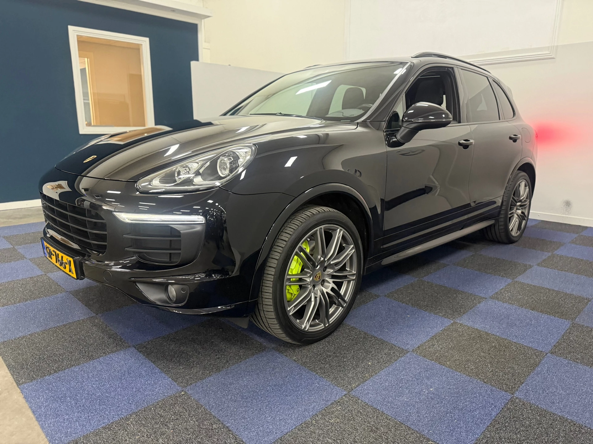 Hoofdafbeelding Porsche Cayenne