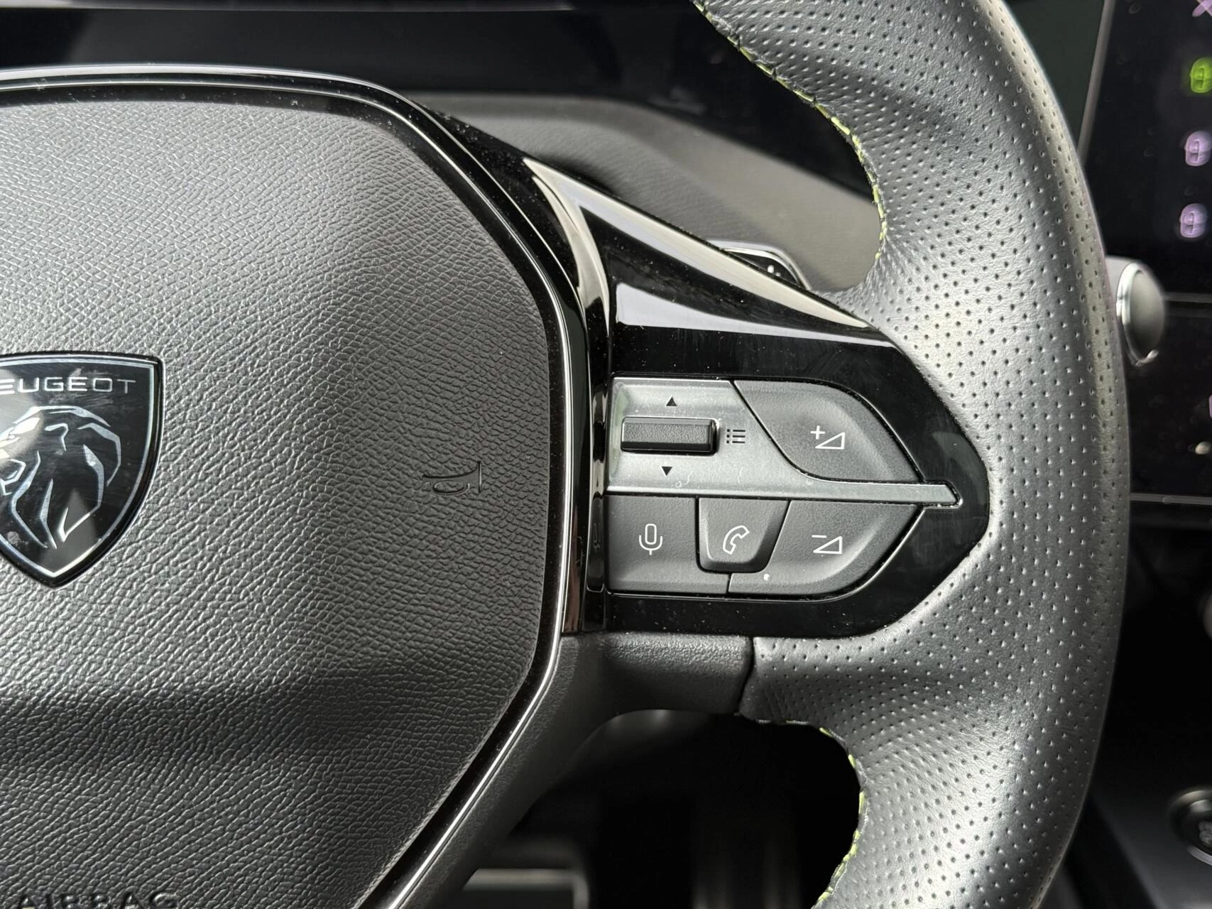 Hoofdafbeelding Peugeot 408