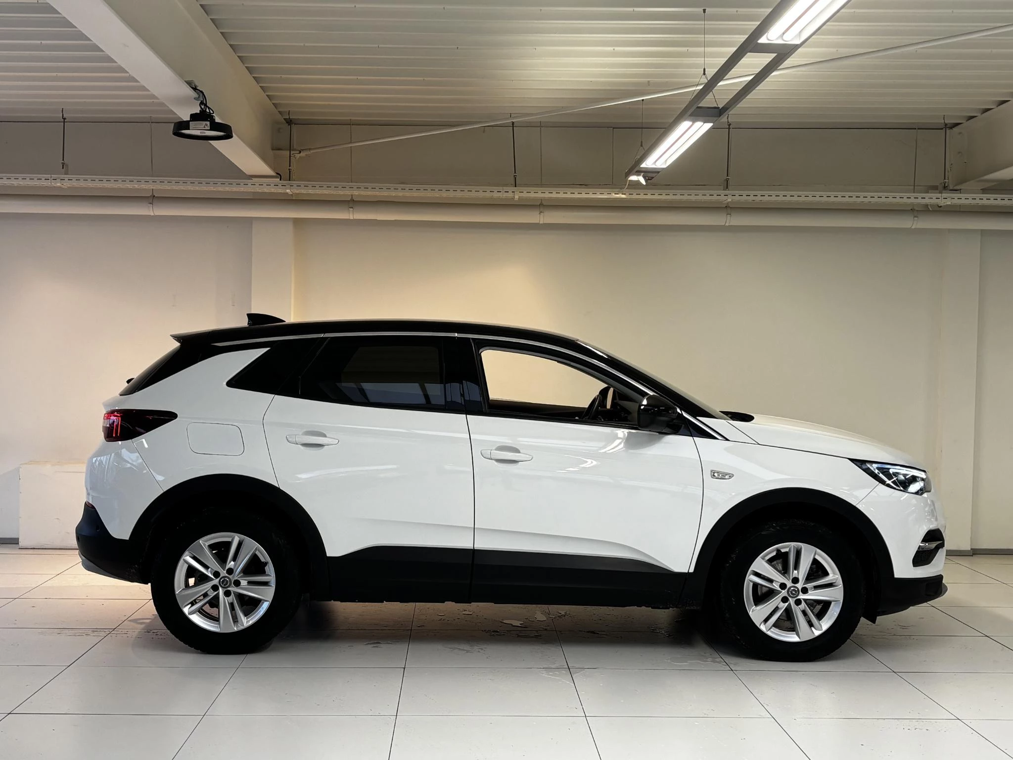 Hoofdafbeelding Opel Grandland X