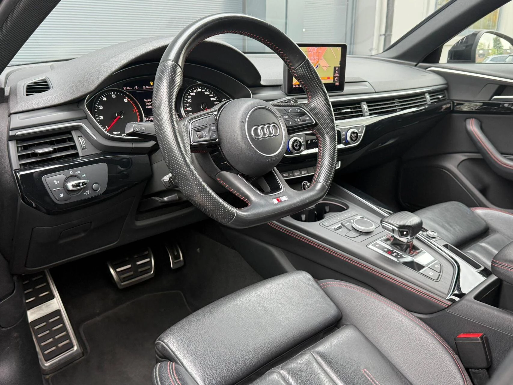 Hoofdafbeelding Audi A4