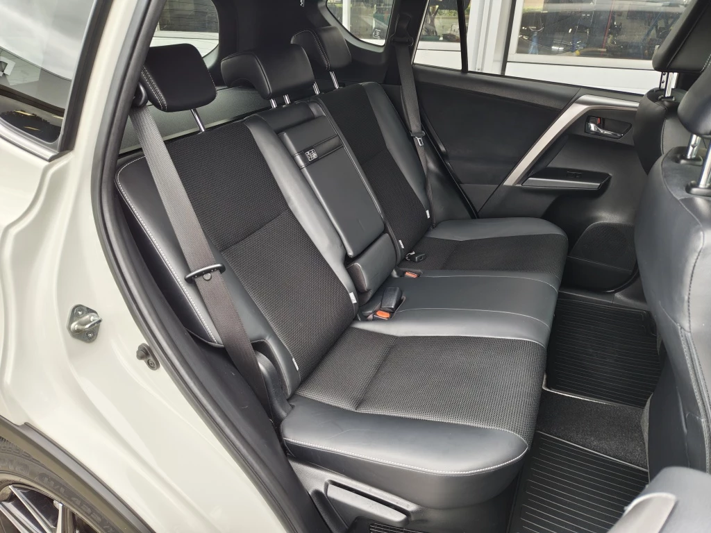 Hoofdafbeelding Toyota RAV4