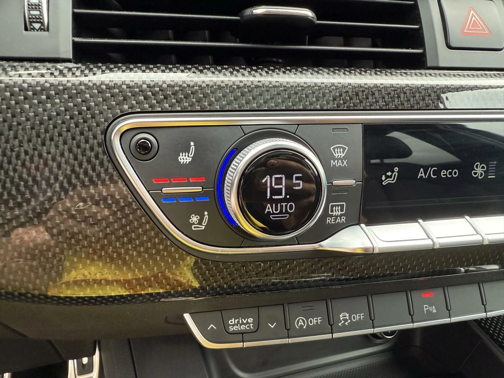 Hoofdafbeelding Audi S4