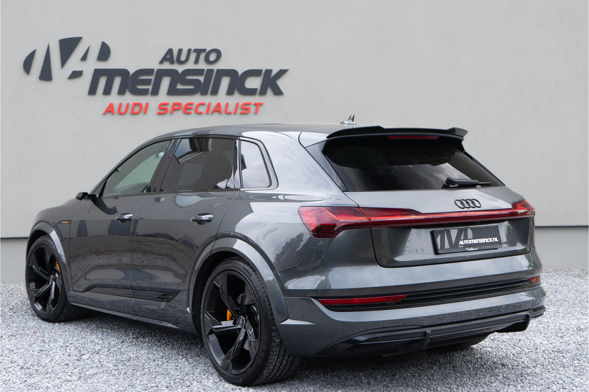 Hoofdafbeelding Audi e-tron