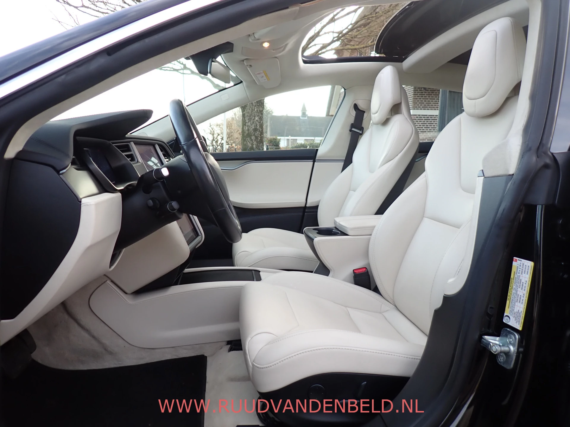 Hoofdafbeelding Tesla Model S