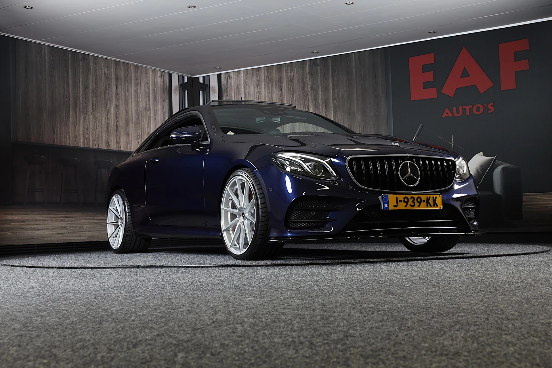 Hoofdafbeelding Mercedes-Benz E-Klasse