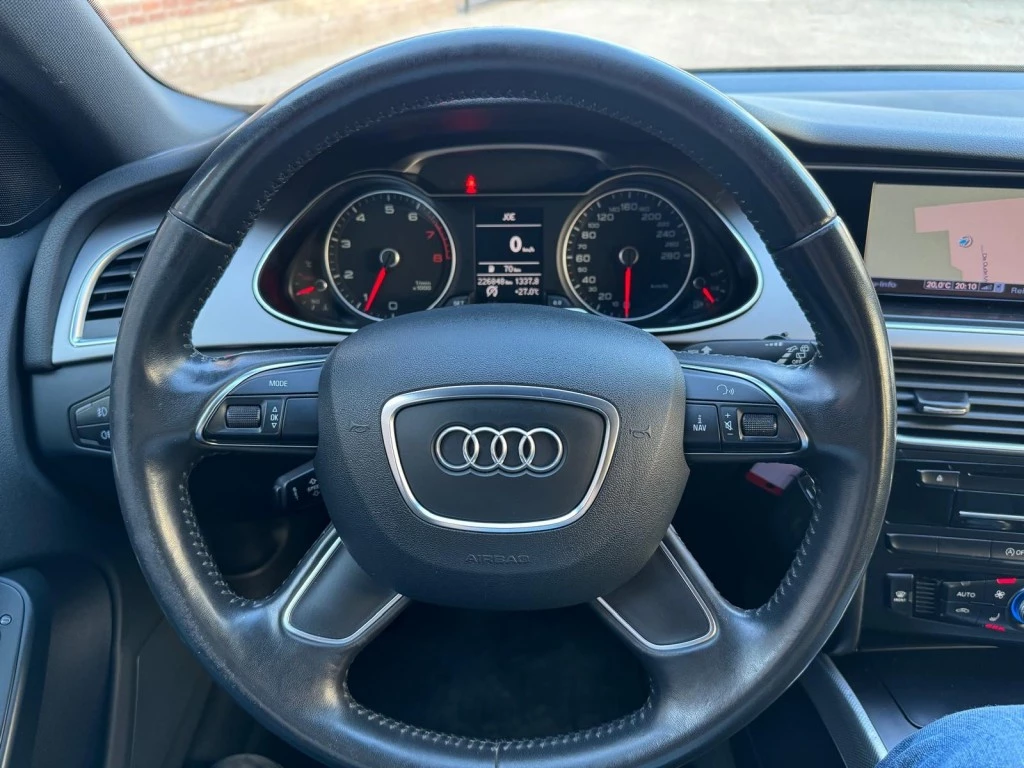 Hoofdafbeelding Audi A4