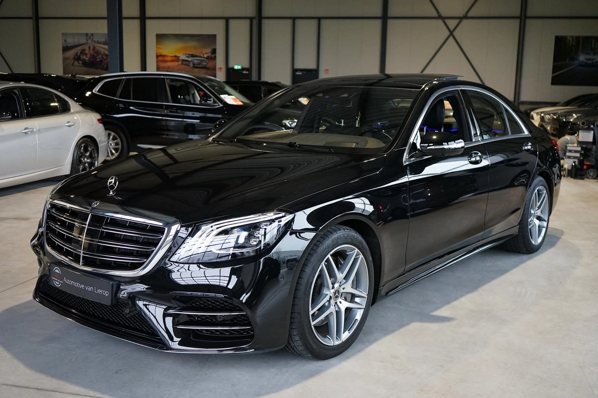 Hoofdafbeelding Mercedes-Benz S-Klasse