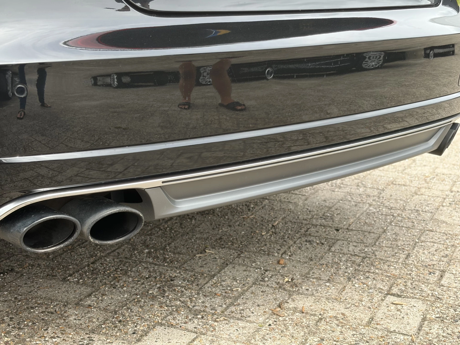 Hoofdafbeelding Audi A8