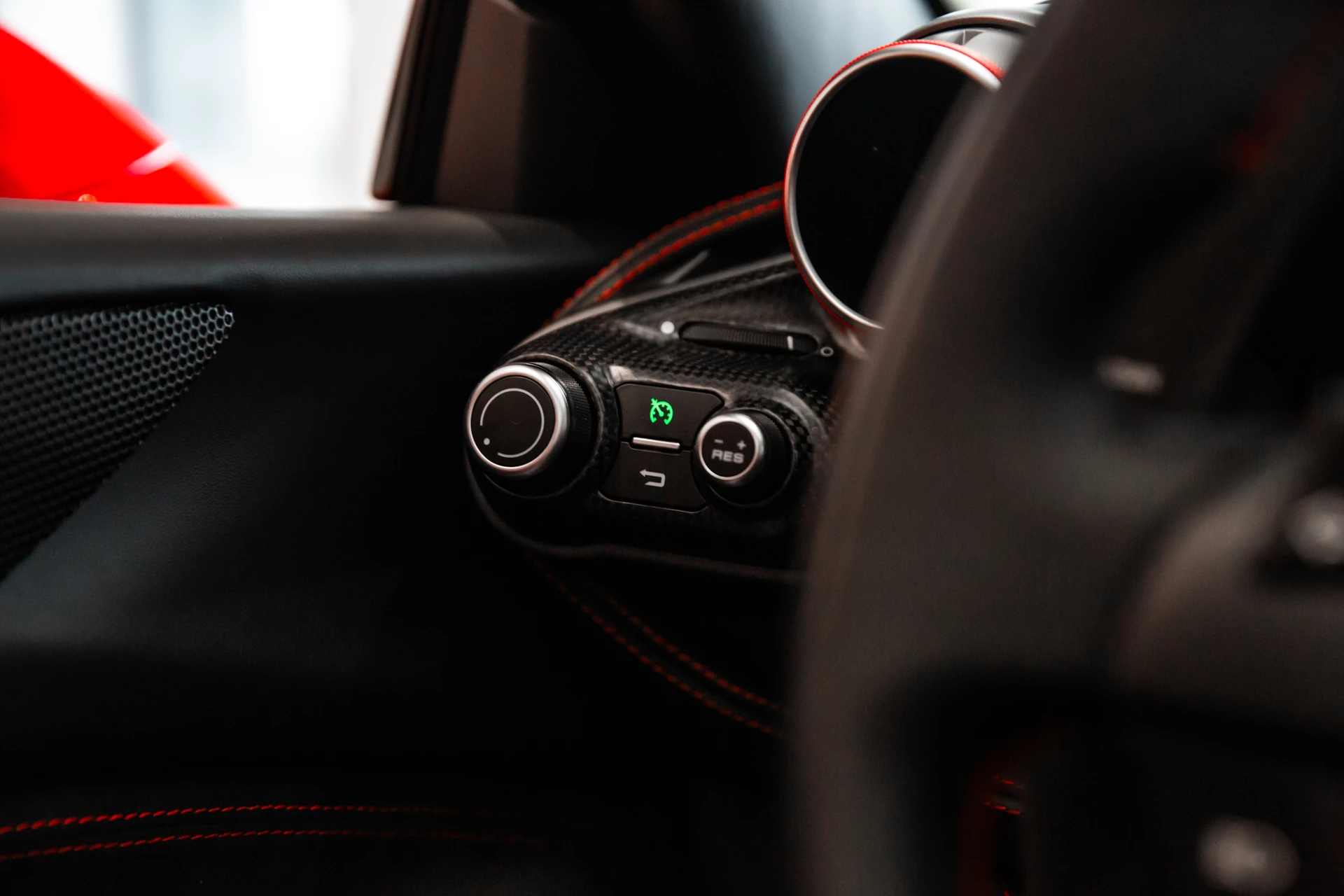 Hoofdafbeelding Ferrari F8 Spider