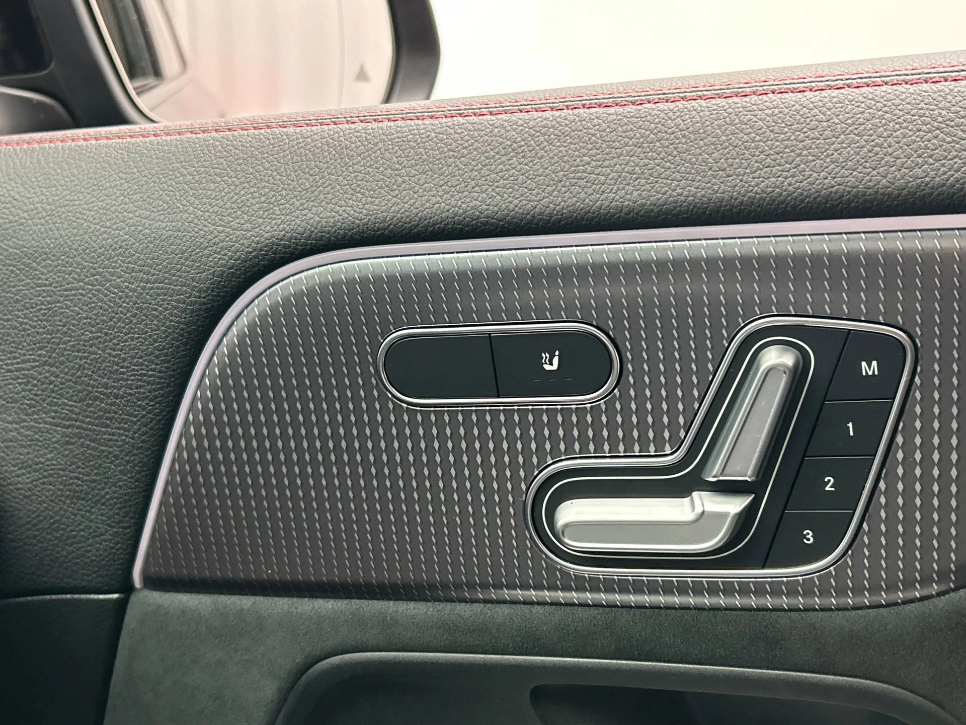 Hoofdafbeelding Mercedes-Benz EQA