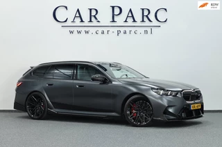 BMW 5-serie Touring M5 900+PK BTW/AKRAPOVIC OPF DELETED/CARBON M-PERFORMANCE/EVENTURI/22” VOSSEN/B&W/PANO/HUD/FABRIEKSGARANTIE!