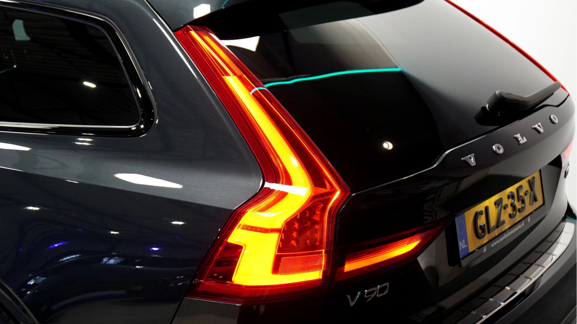 Hoofdafbeelding Volvo V90