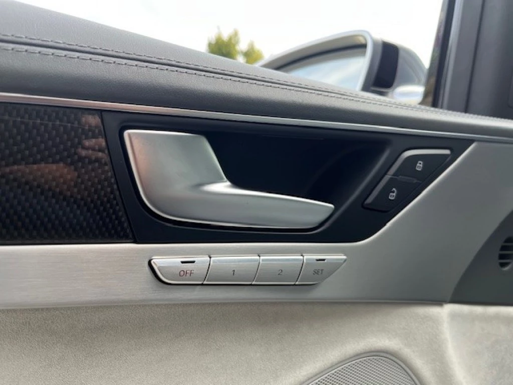 Hoofdafbeelding Audi S8