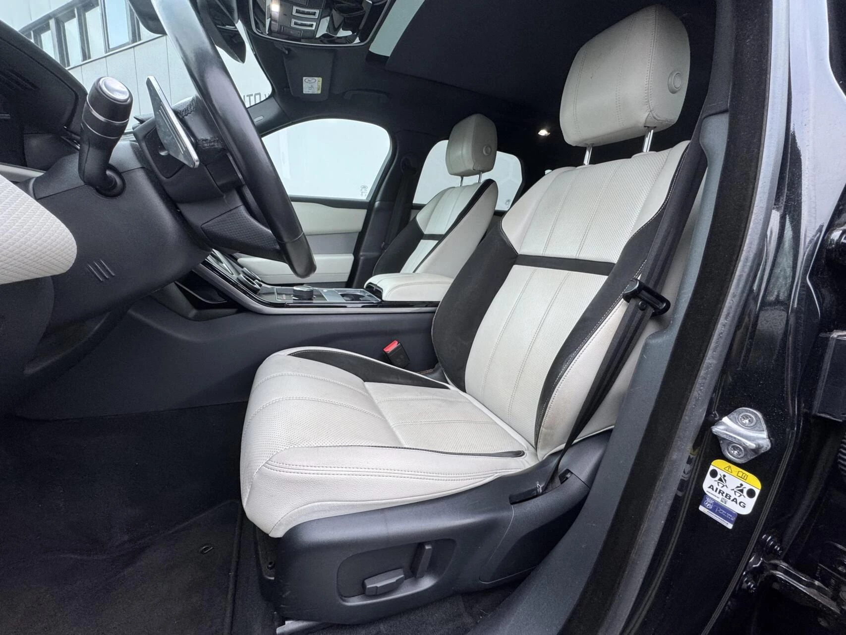 Hoofdafbeelding Land Rover Range Rover Velar