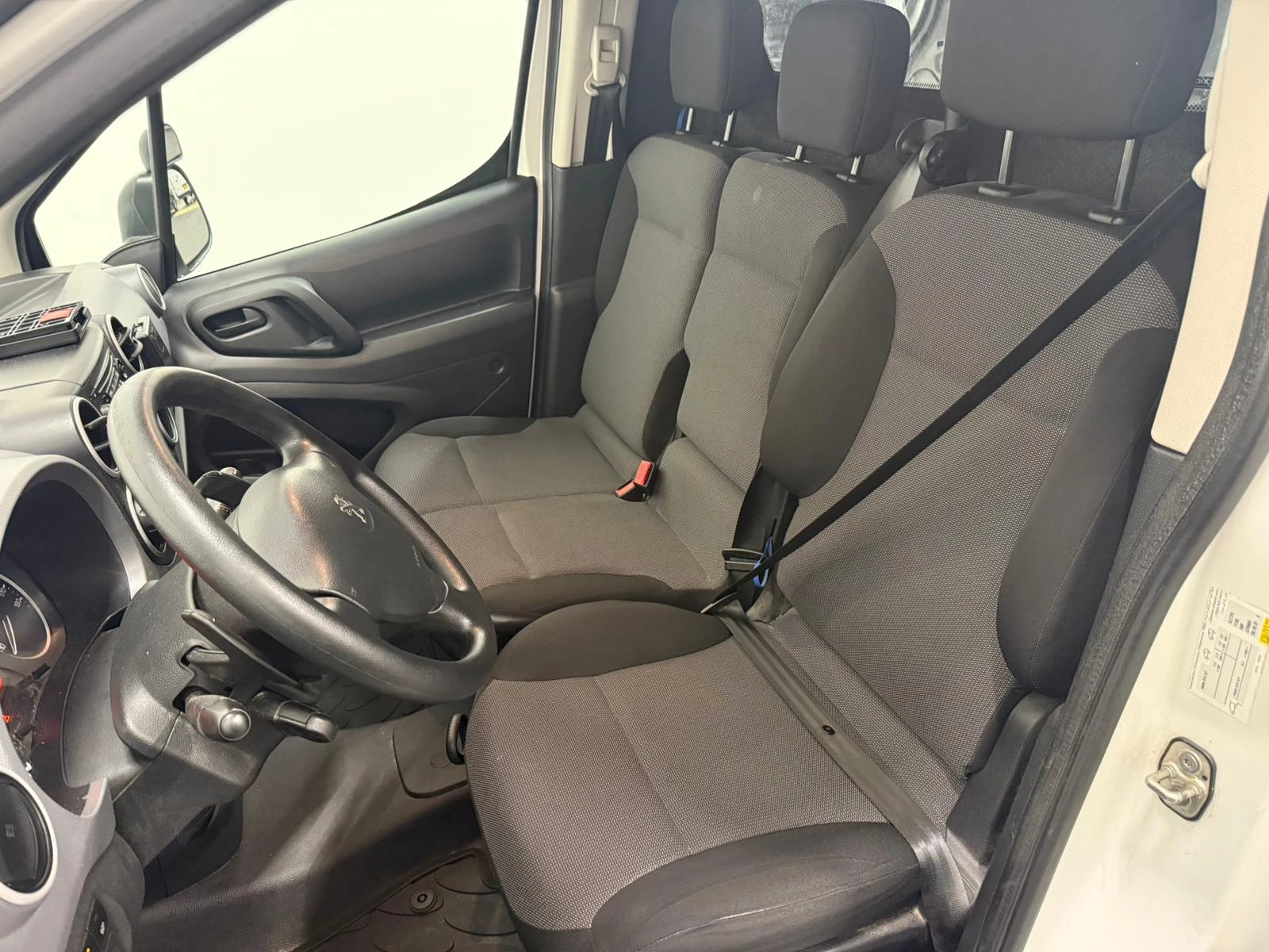 Hoofdafbeelding Peugeot Partner