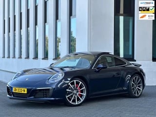 Hoofdafbeelding Porsche 911 Porsche 911 3.0 CARRERA 4, VELE OPTIES, ORIGINEEL NEDERLANDSE AUTO, 35000 KM, 1 E EIGENAAR