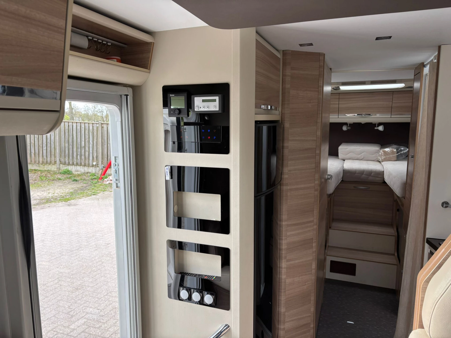 Hoofdafbeelding Adria CORAL S 670SL
