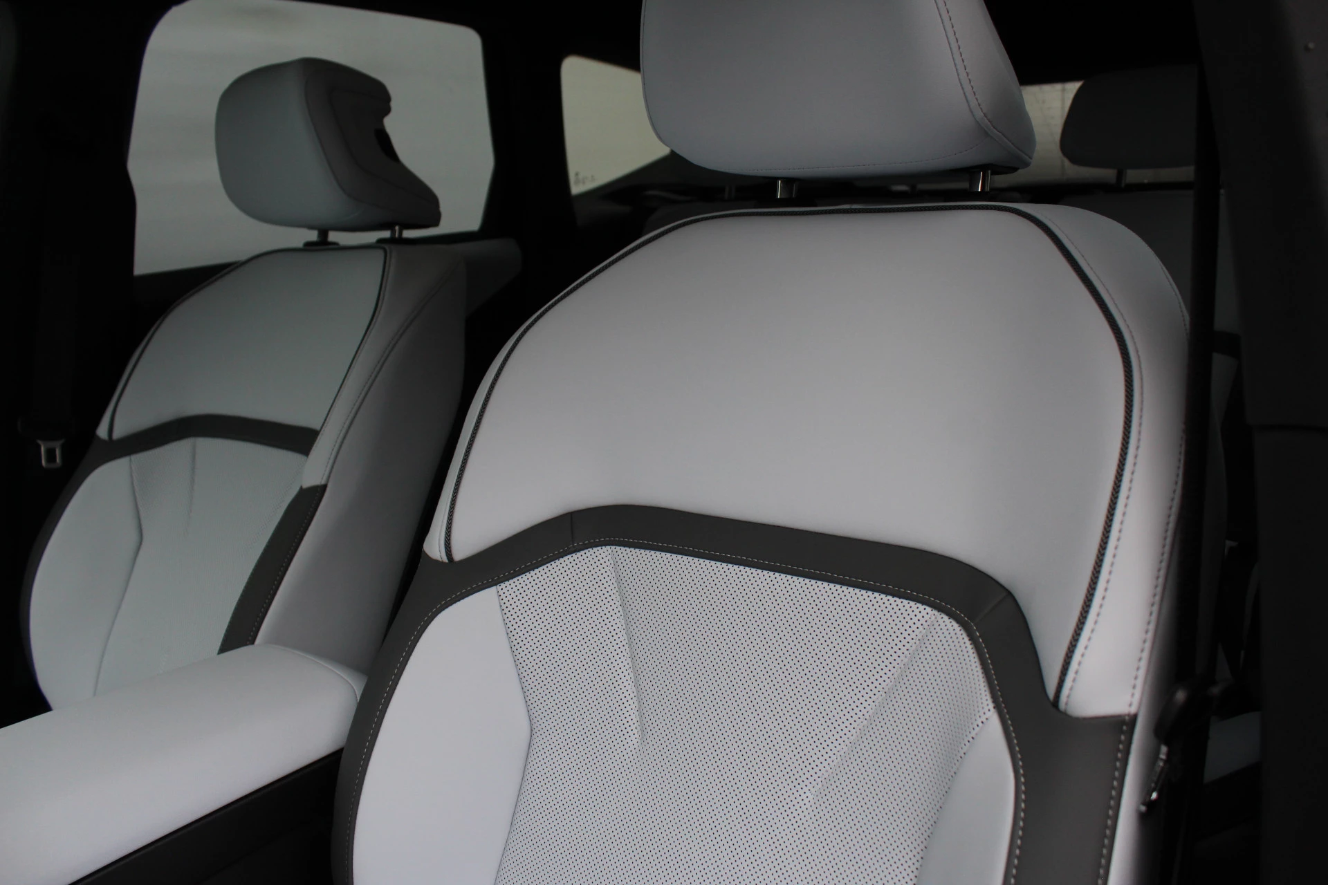 Hoofdafbeelding BMW iX3