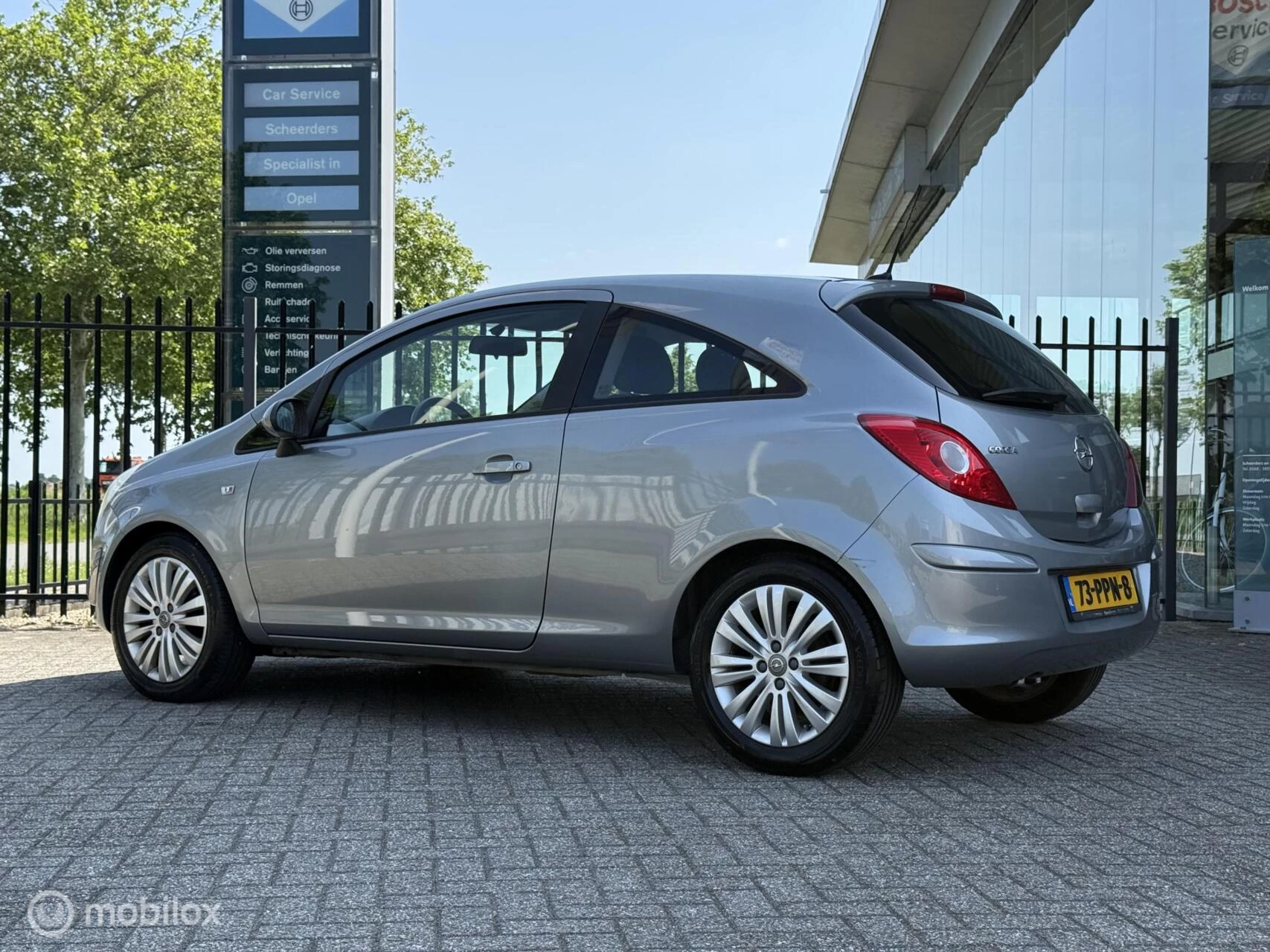 Hoofdafbeelding Opel Corsa
