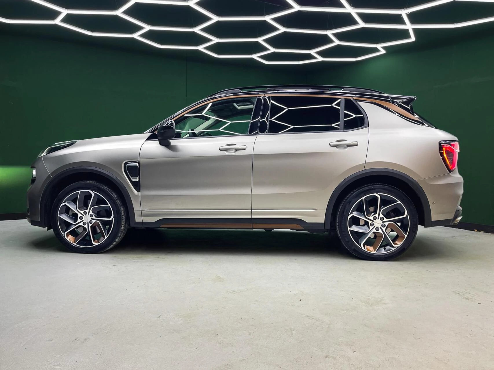 Hoofdafbeelding Lynk & Co 01