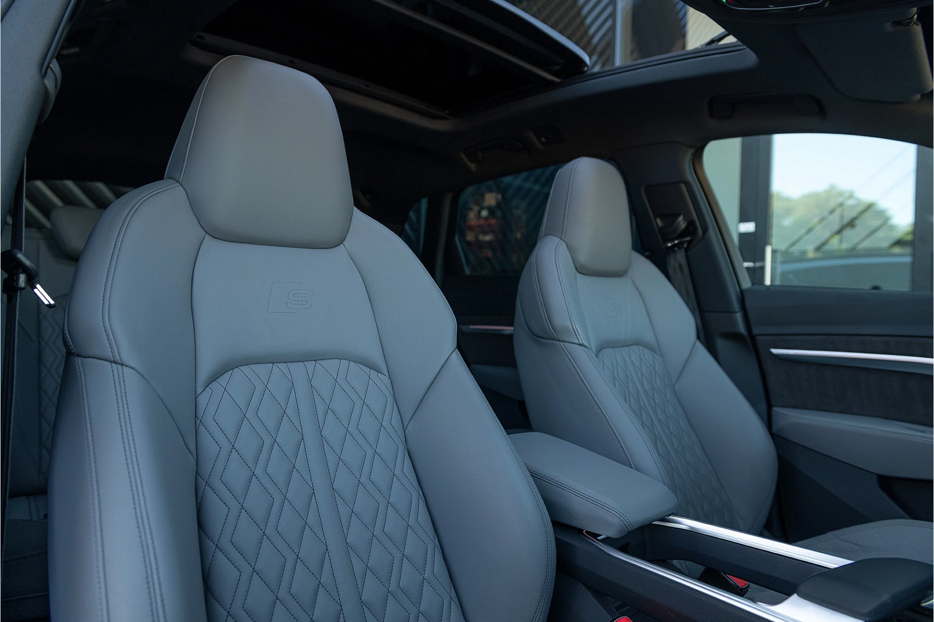 Hoofdafbeelding Audi e-tron