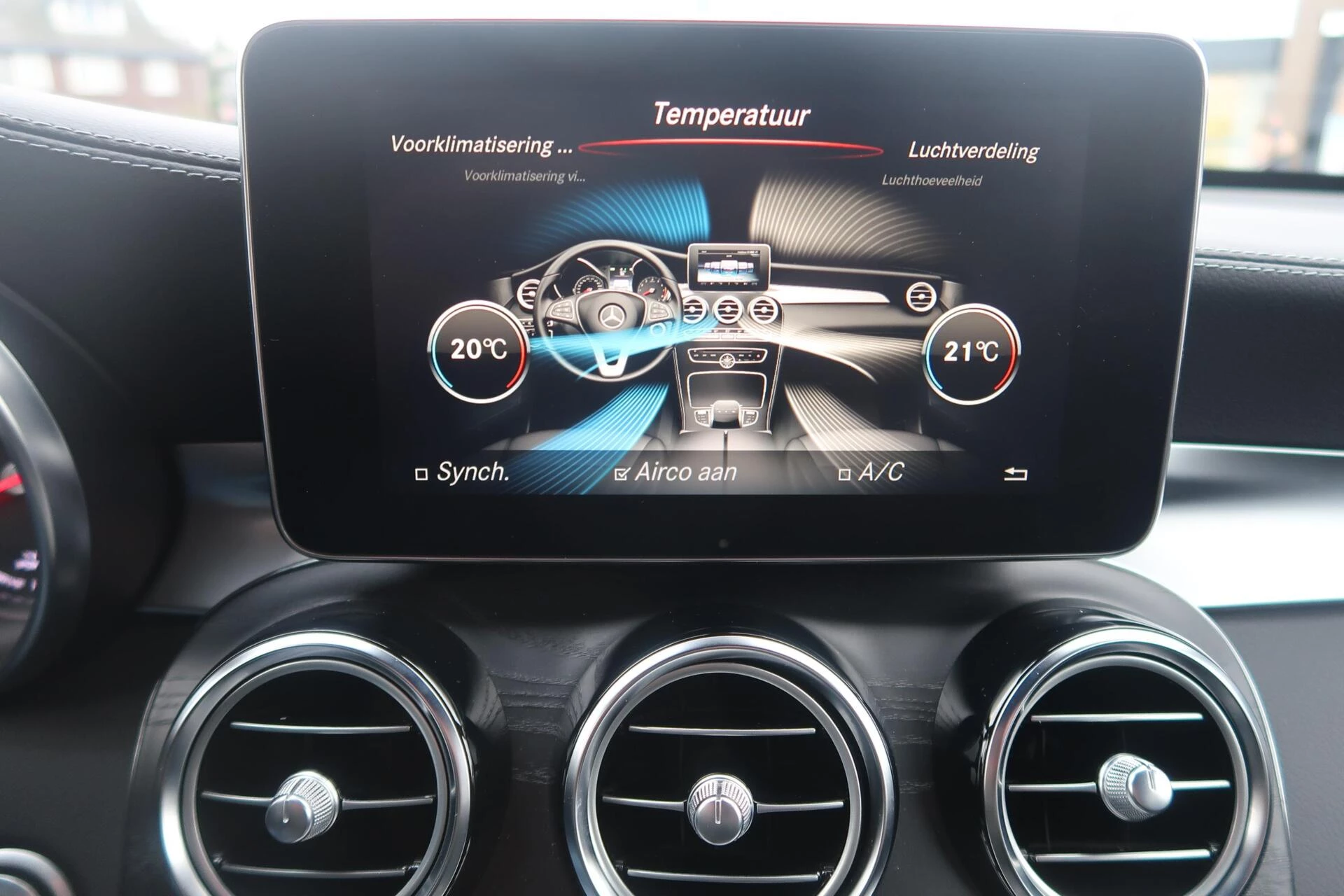 Hoofdafbeelding Mercedes-Benz GLC