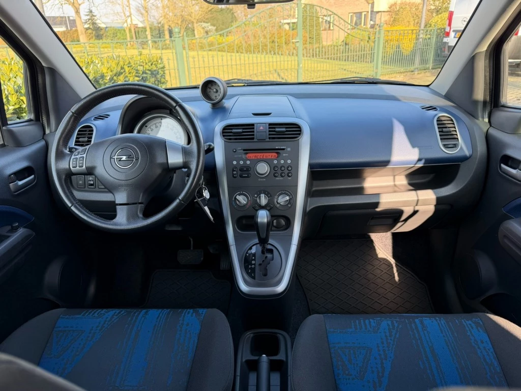 Hoofdafbeelding Opel Agila