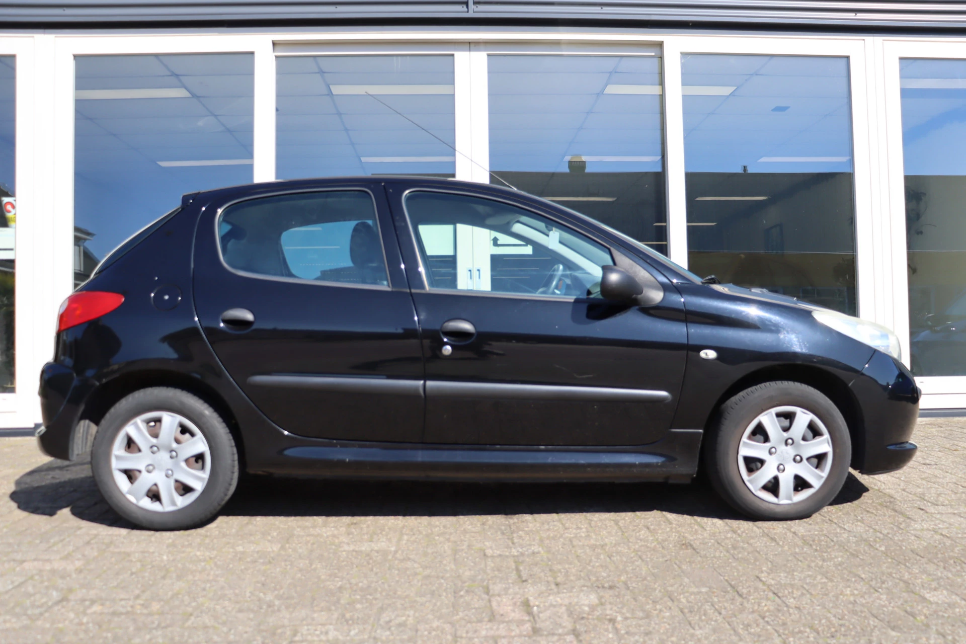 Hoofdafbeelding Peugeot 206