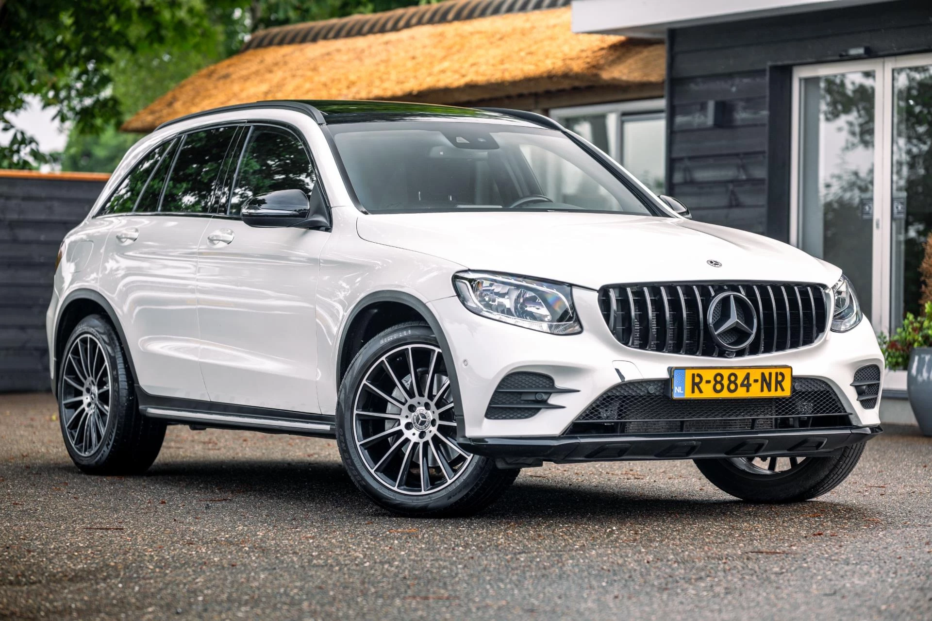 Hoofdafbeelding Mercedes-Benz GLC