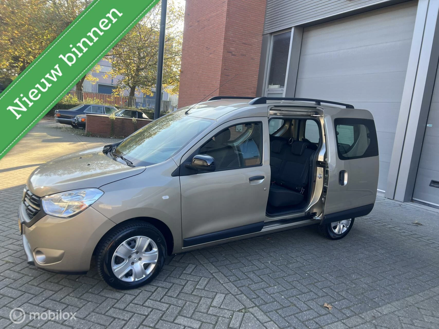 Hoofdafbeelding Dacia Dokker