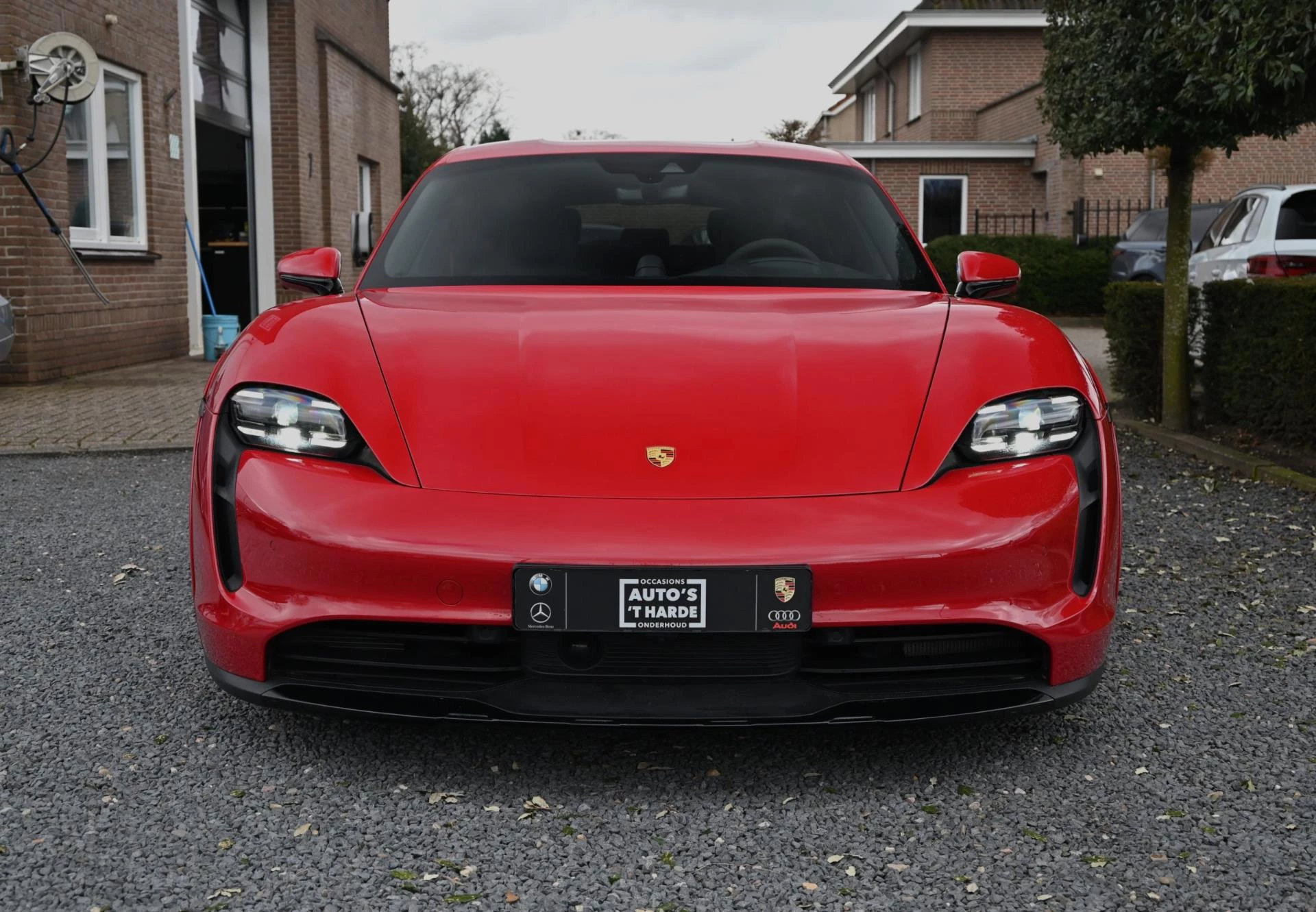 Hoofdafbeelding Porsche Taycan