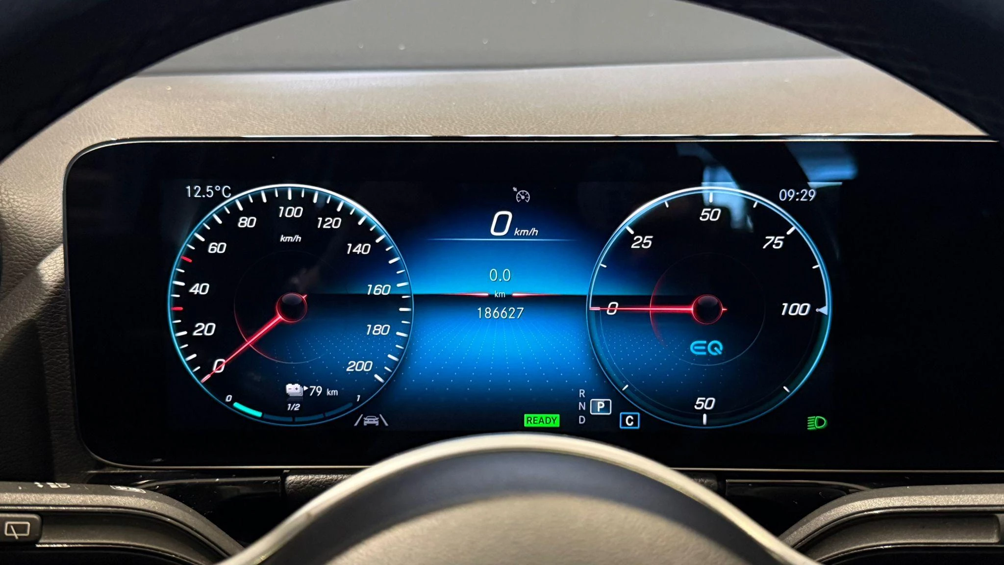 Hoofdafbeelding Mercedes-Benz EQA