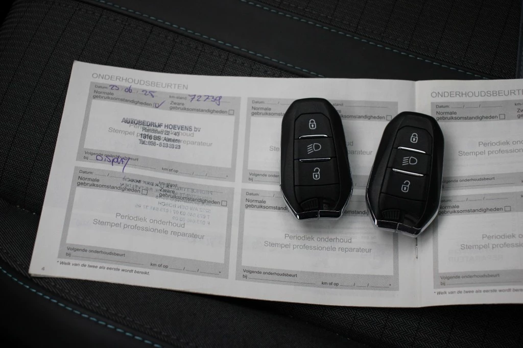 Hoofdafbeelding Peugeot e-208